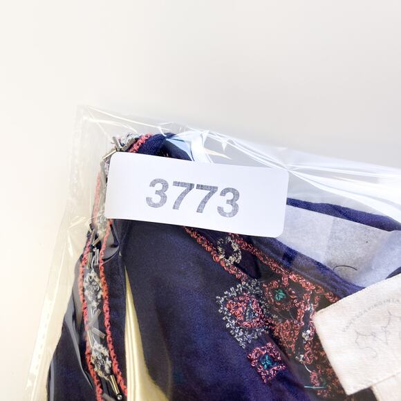 Vanessa Virginia Anthropologie US Size 0 Beaded Embroidered Blouse Top Blue - Picture 11 of 11